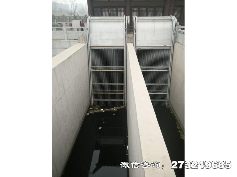 茅箭水电泵站回转清污机